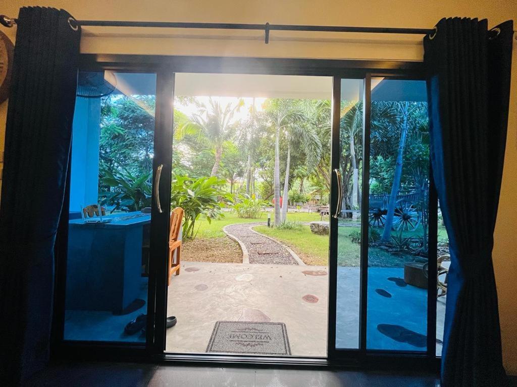 Sunset Resorts And Bar Ban Nong Chaeng  外观 照片